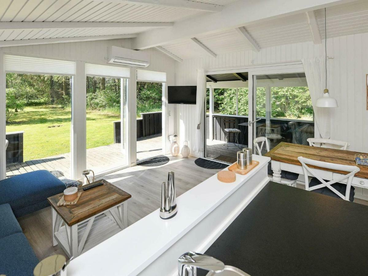 5 Person Holiday Home In Oksb L Dyreby Luaran gambar